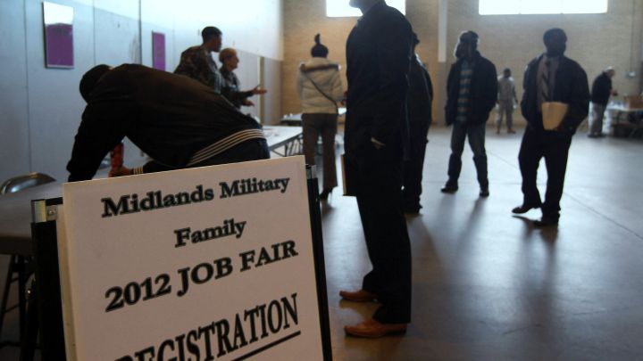 What states are ending federal unemployment in June?