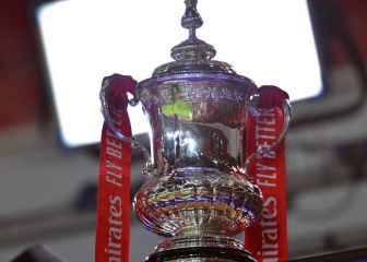 Which club has won most FA Cup trophies?