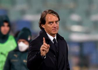 Mancini extends Italy deal until after 2026 World Cup