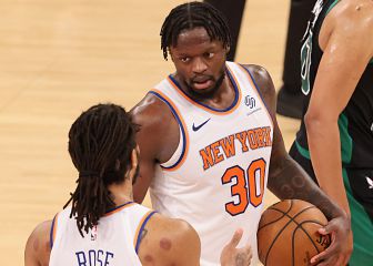 When was the last time New York Knicks played in the playoffs?