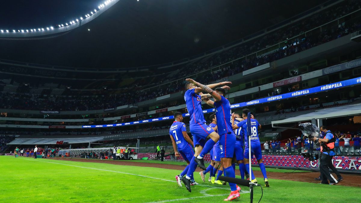 Cruz Azul two games away from ending 24year title drought