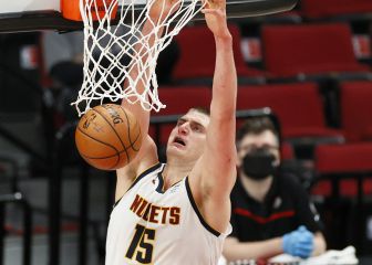 Who has won the most MVPs in a row ? Who has won the most MVPs?