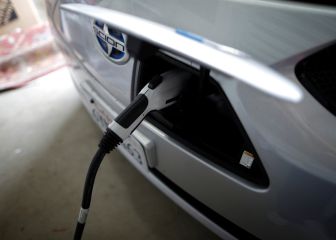 Republican opposition to increased electric vehicle tax credit grows