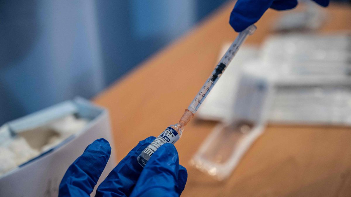 Covid-19 vaccine in the US live updates: CDC investigating potential heart problems, vaccination lottery... - AS English