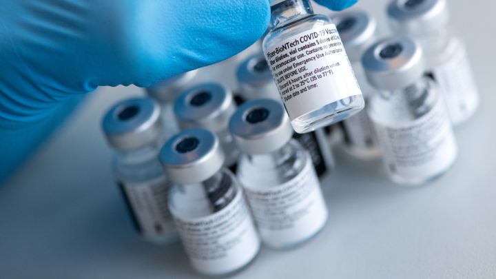 Coronavirus US: What is the minimum age to get vaccinated?