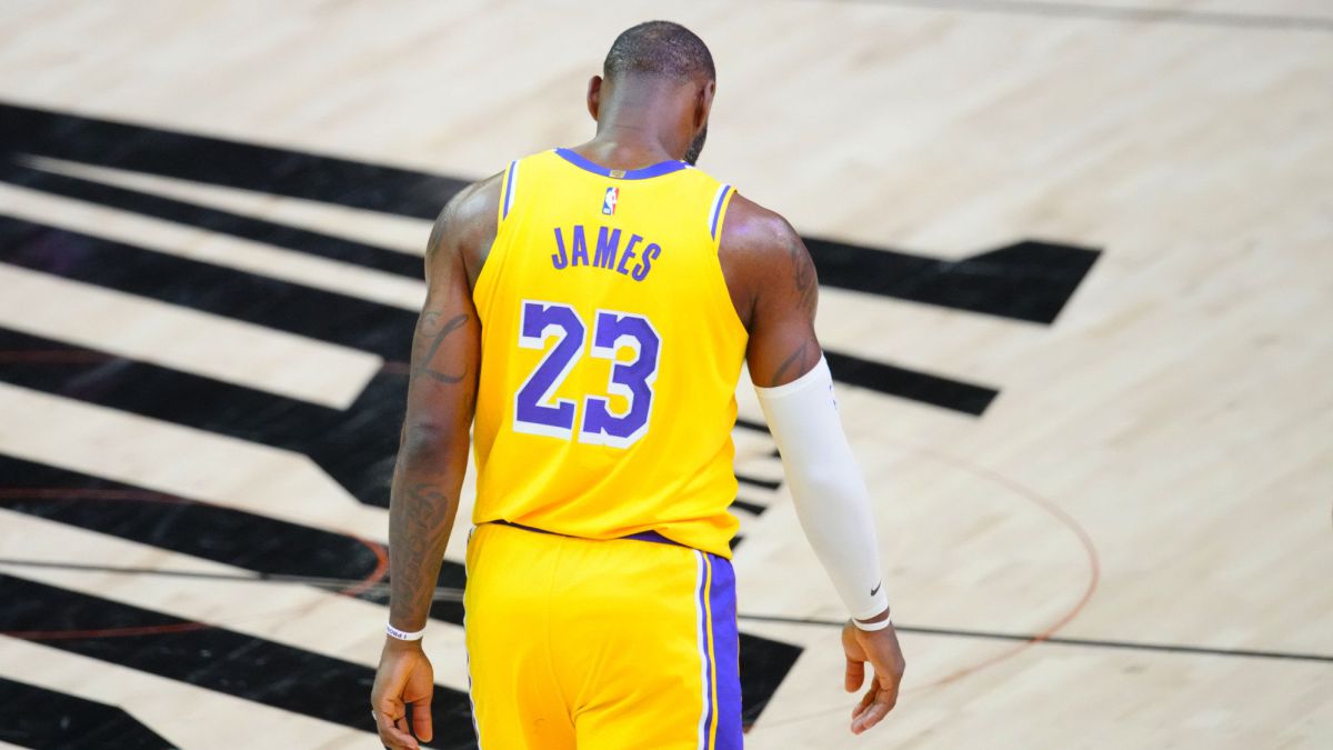 lebron james court
