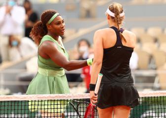 French Open: Williams dumped out in fourth round by Rybakina