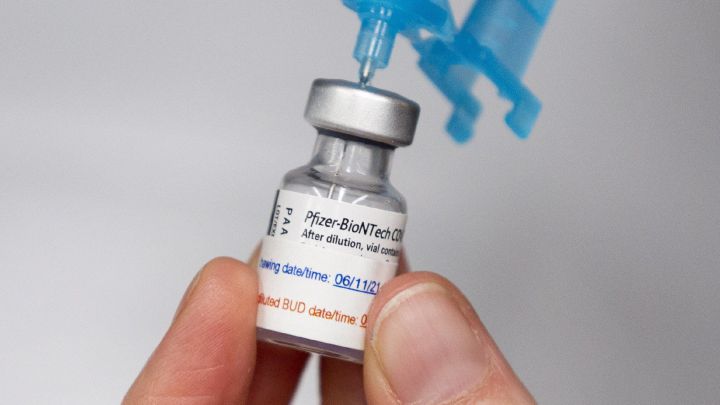 Coronavirus USA: Nebenwirkungen des Impfstoffs Pfizer vs. Moderna
