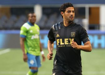 Carlos Vela waiting on contract talks with LAFC