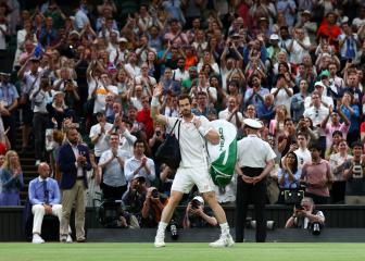 Wimbledon: Murray out as ruthless Shapovalov ends third title dream
