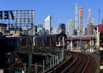 Why have requests for unemployment payments decreased in New York?