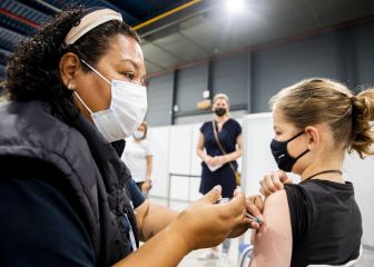 Pfizer says a booster against covid-19 is needed; CDC and FDA disagree