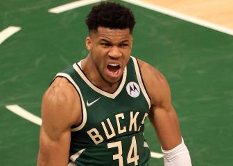 Budenholzer praises Antetokounmpo's 