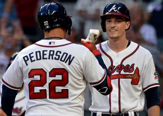 White Sox trounce Astros as Braves kill off Rays