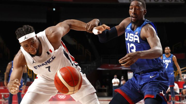 France shock Team USA in basketball opener