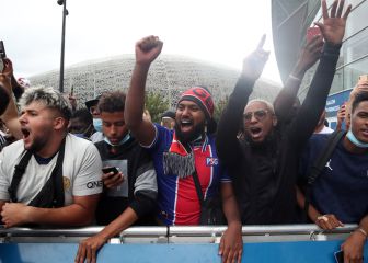 How much will Messi earn at PSG?