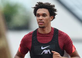 Alexander-Arnold on the chase for Premier glory at packed Anfield