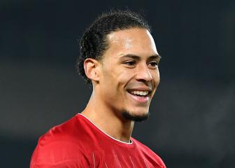 Virgil van Dijk signs long-term deal with Liverpool