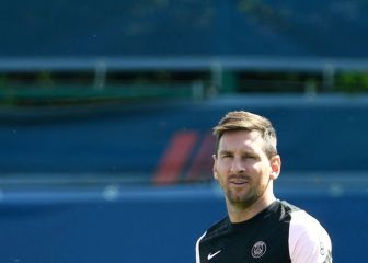 Why isn't Messi playing against Strasbourg? When will his PSG debut be?