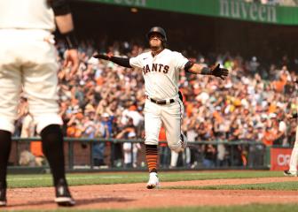 MLB round up: Giants salvage win against Brewers, Red Sox blank Rays