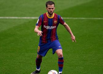 Pjanic leaves Barcelona after sealing Besiktas loan move