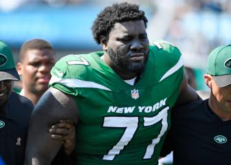 Jets lineman Becton out for 4-6 weeks after dislocating kneecap