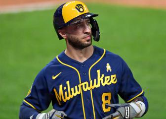 Braun retires after 16-year MLB career as Brewers HR leader