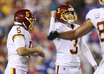 Heinicke shines as Hopkins earns Washington dramatic first win of season