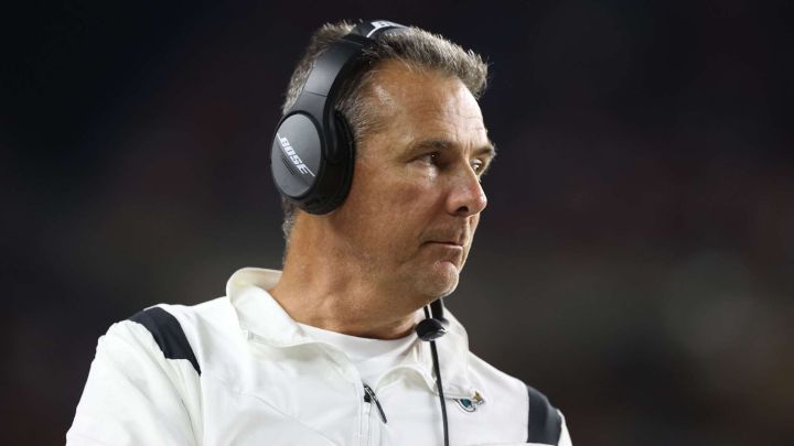 Jaguars' head coach Urban Meyer apologizes after viral video