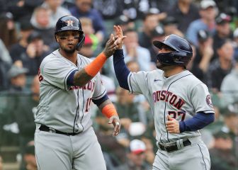 Houston Astros bats blast off in rout of Chicago White Sox