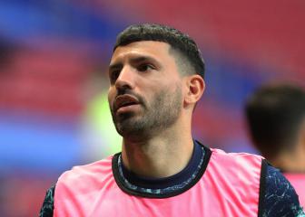 Agüero makes first Barça start after injury in training game