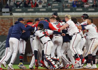 Braves chop down the Dodgers in Game 1 of the NLCS