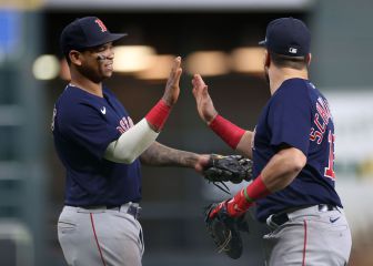 Red Sox pull themselves level