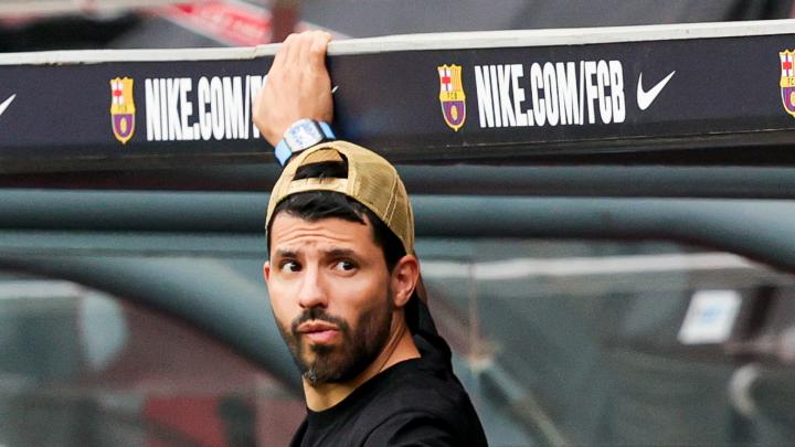 Barcelona boosted as Agüero and Fati in squad for Valencia game