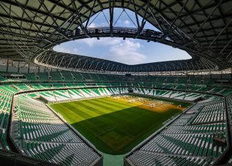 How many teams will play at the 2022 FIFA World Cup?