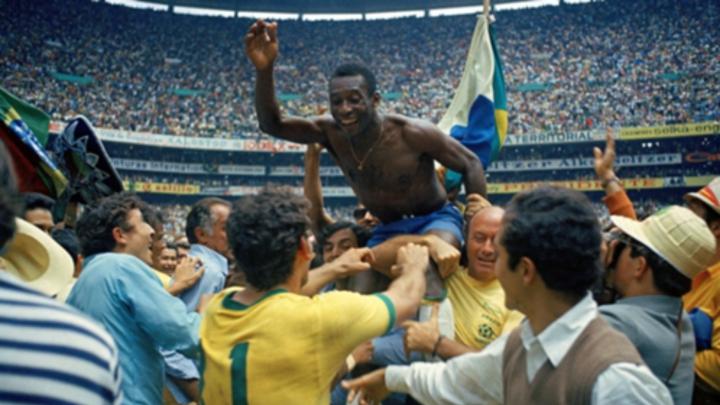 Pele moving 'closer to the goal' as Brazil great continues recovery