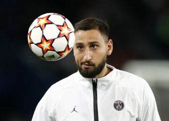 Donnarumma on offer as Raiola eyes PSG exit door