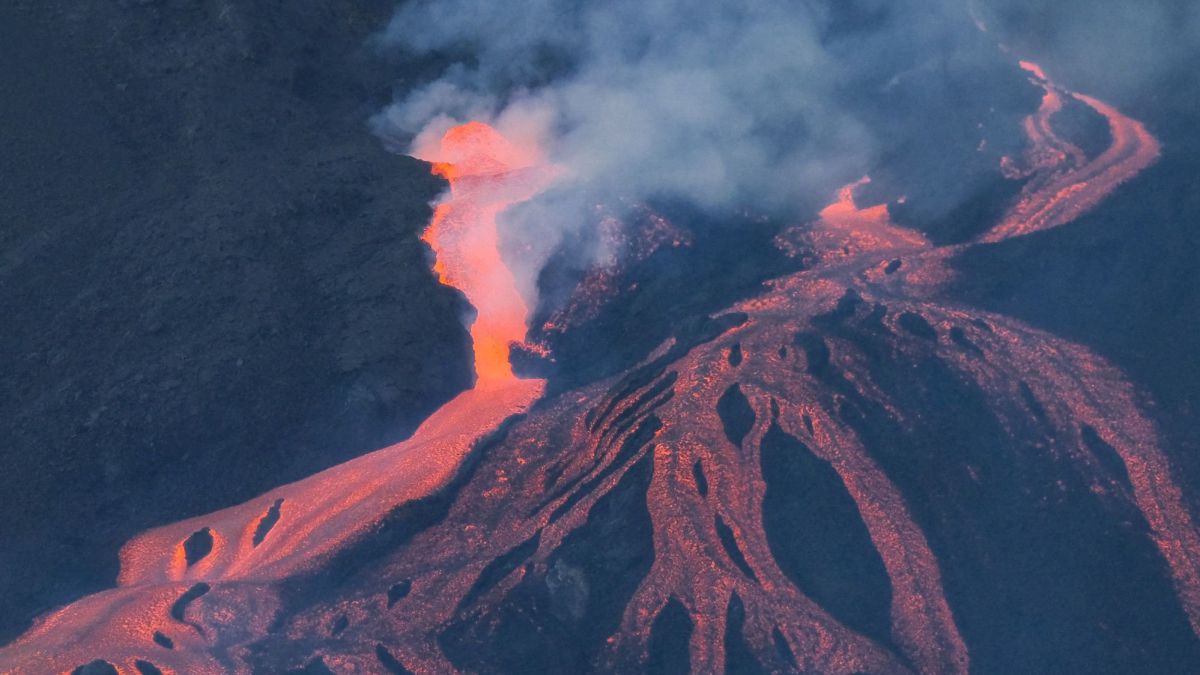 La Palma volcano, live updates today: eruption, tsunami warning and latest news | Canary Islands - AS English