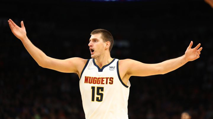 Jokic won't miss extended time after knee injury vs. Jazz Tuesday