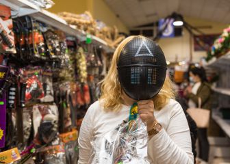 Easy last-minute Halloween costume and makeup ideas