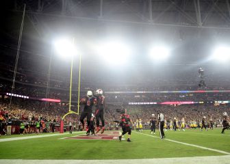 Which NFL players have gone to prison?