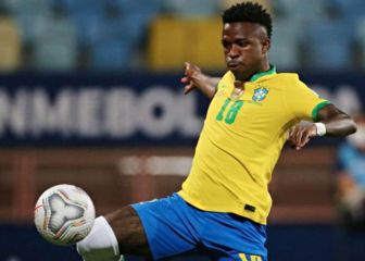Tite includes Coutinho in Brazil list but leaves Vinicius out