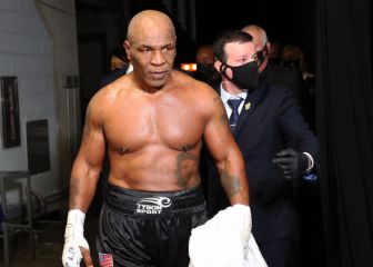 Tyson urges Fury to “keep on winning” amid retirement rumors