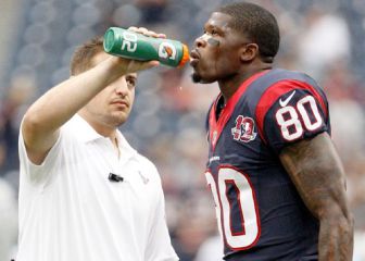 Making that money: NFL Waterboys