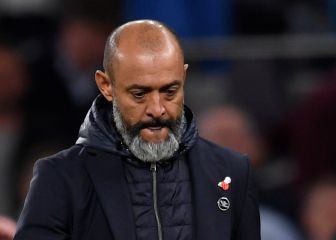 Who is favourite to be next Tottenham manager?