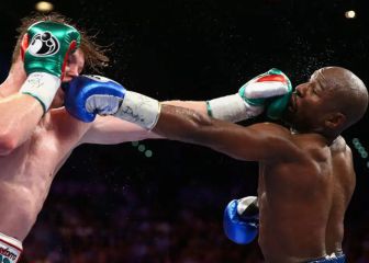 Has Canelo Alvarez ever been knocked down?