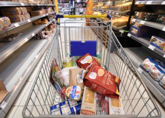 Supermarkets' opening hours on Veterans Day: Walmart, Costco, Target...