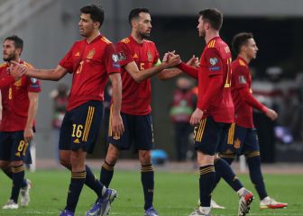 Spain carve out narrow win in Athens