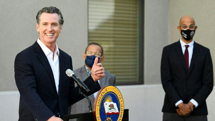 How many stimulus check payments remain in California?