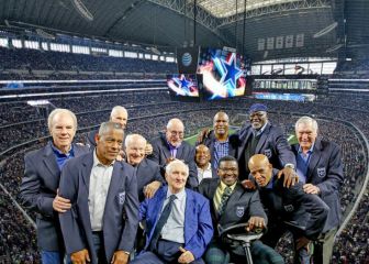 How many Dallas Cowboys players are in the hall of fame?